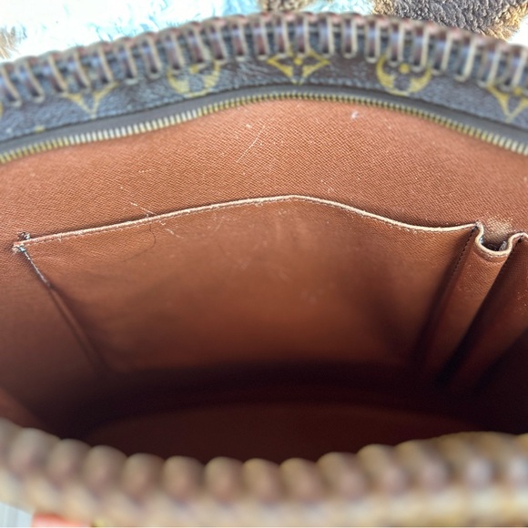 Authentic Louis Vuitton Babylone Monogram - Picture 12 of 15